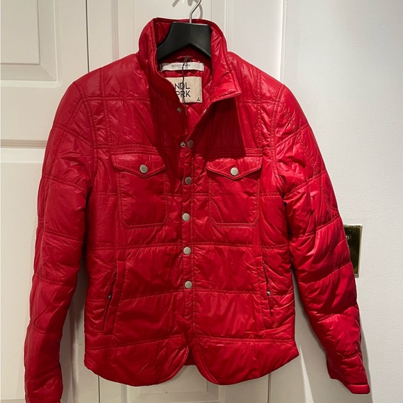 Beautiful winter jacket insulated size S🌹 - Picture 1 of 4